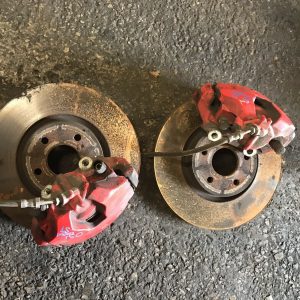 2014 FORD FOCUS ST FRONT BRAKE CALIPERS AND DISCS USED AS PICTURED SEE DESCRIPTI