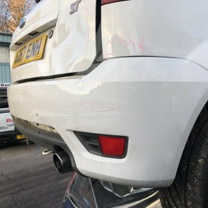 FORD FIESTA ST150 / ZETEC S FROZEN WHITE REAR BUMPER AS PICTURED SLIGHT DAMAGE