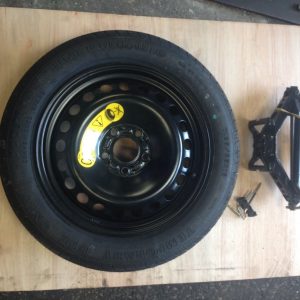FORD FOCUS C-MAX SPARE WHEEL AND TOOLS INCL JACK BRACE AND TOWING EYE
