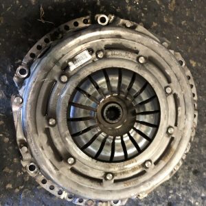 FORD FIESTA 1.0 ECO-BOOST CLUTCH AND PRESURE PLATE USED COVERED LESS THAN 5000