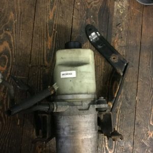 FORD FOCUS MK2.5 2008 1.6 YDCI POWER STEERING PUMP 4M51-3K514-CA