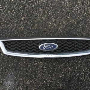 2005 FORD FOCUS CHROME GRILL MK2 USED UNDAMAGED AS PICTURED
