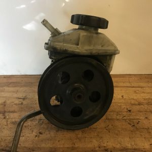 FORD FIESTA 2.0 ST 150 POWER STEERING PUMP USED UNDAMAGED AS PICTURED