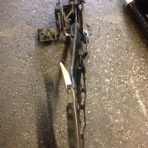 FORD FOCUS CC BOOT LID HINGE OFF SIDE