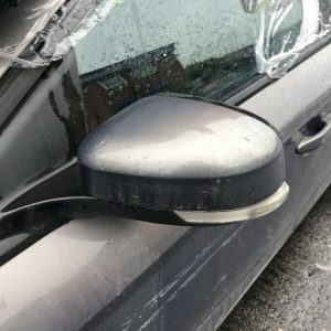 MK4 FORD MONDEO FACELIFT SILVER PASSENGER SIDE WING MIRROR WITH INDICATOR