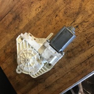 RANGE ROVER SPORT 2006 N/S/R PASSENGER WINDOW MOTOR