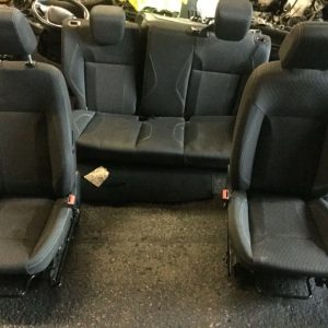 FORD FIESTA MK7.5 2016 5 DOOR FRONT AND REAR SEATS IN CLOTH
