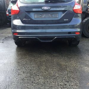 FORD FOCUS 2011-2014 MK3 ZETEC-S COMPLETE REAR BUMPER IN MIDNIGHT SKY