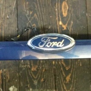 FORD FOCUS MK2.5 2008-2011 REAR BOOT TRIM WITH BOOT SWITCH IN BLUE