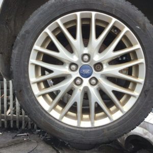 FORD FOCUS MK3 17 INCH MULTI SPOKE ALLOY WHEEL WITH FREE TYRE
