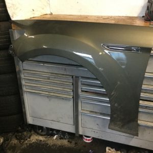 FORD MONDEO MK4 2011  N/S PASSENGER FRONT WING IN GREEN/BRONZE