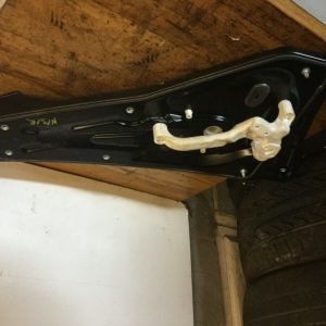 RANGE ROVER SPORT 2006 N/S/R PASSENGER REAR DOOR WINDOW MECH