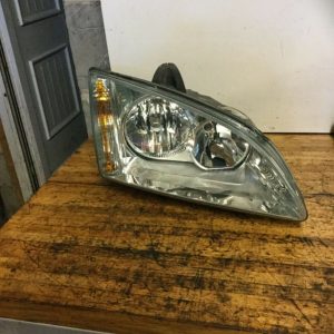 FORD FOCUS MK2 O/S DRIVER FRONT HEADLIGHT UNIT