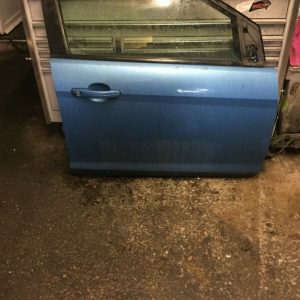 FORD FOCUS MK2/MK2.5 O/S/F DRIVERS COMPLETE FRONT DOOR IN METALLIC BLUE