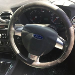 2006 FORD FOCUS ST LEATHER STEERING WHEEL - GOOD CONDITION- FREE UK POSTAGE