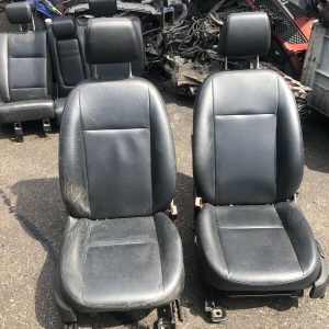 FORD FOCUS MK2 ESTATE BLACK LEATHER SEATS USED AS PICTURED