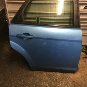 FORD FOCUS MK2,MK2.5 O/S/R DRIVERS REAR PASSENGER COMPLETE DOOR IN BLUE METALLIC