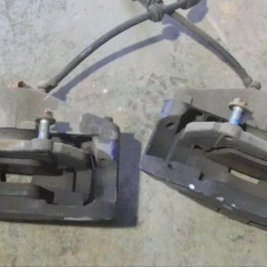 FORD FOCUS ST225 FRINT BRAKE CALIPERS SOME RUST