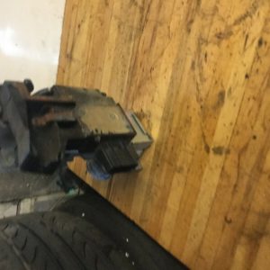 FORD TRANSIT CONNECT OFF SIDE FRONT DOOR LOCK MECH