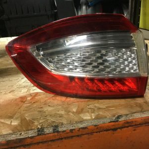 FORD MONDEO MK4 ESTATE 2011 N/S/R OUTER REAR LIGHT UNIT BS1-13405-B