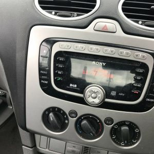 FORD SONY DAB DISC CD PLAYER AS PICTURED WILL FIT FOCUS MONDEO SMAX GALAXY