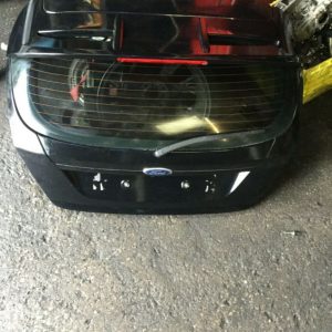 FORD FIESTA MK7/MK7.5 2009/2017 COMPLETE REAR BOOT LID IN BLACK WITH ST SPOILER
